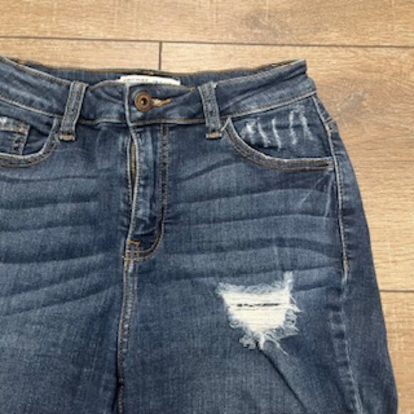 Encore Denim Jean Shorts Women’s Size Small Distressed Dark Wash Short - Picture 5 of 6